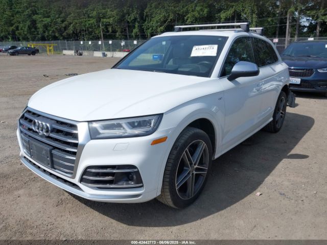 2018 AUDI SQ5 WA1C4AFY4J2124874 Photo 1