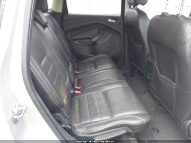 1FMCU0J98EUC28001 Ford Escape Titanium