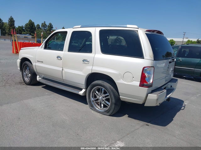 2004 CADILLAC ESCALADE 1GYEK63N74R300804 Photo 2