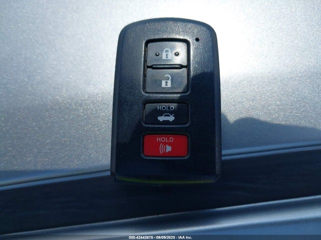 4T1BD1FKXFU159875 Toyota Camry Hybrid Xle