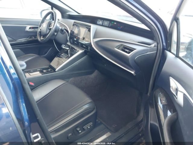 JTDBVRBD1HA001520 Toyota 4jm