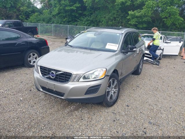 2013 VOLVO XC60 YV4902DZ5D2423949 Photo 1