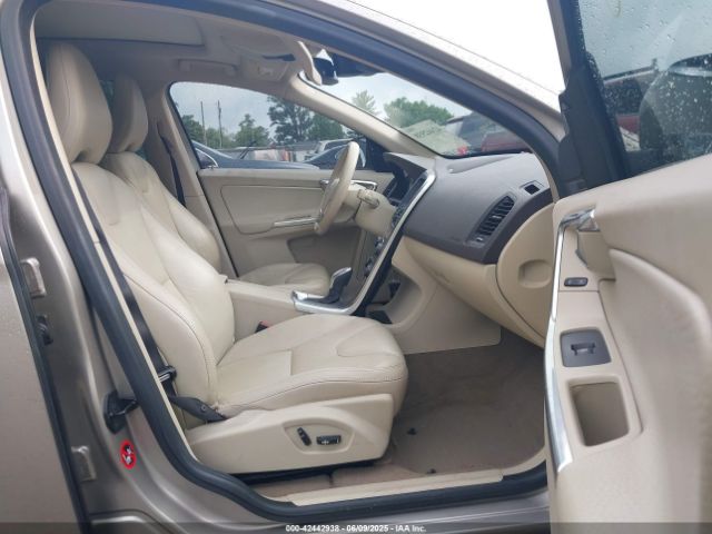 2013 VOLVO XC60 YV4902DZ5D2423949 Photo 4