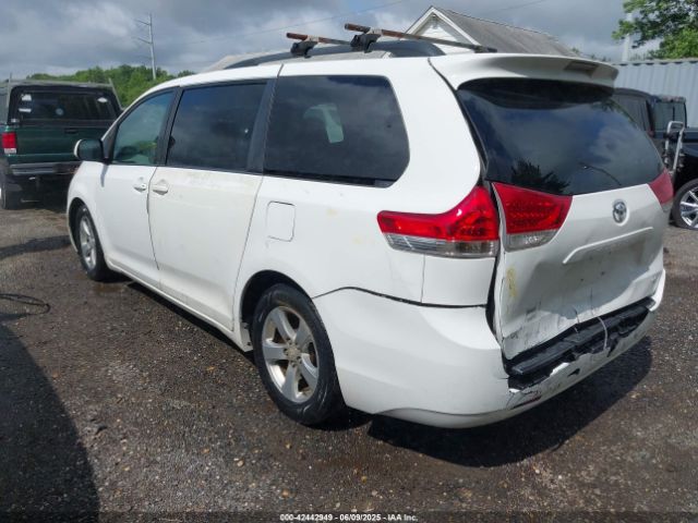 2012 TOYOTA SIENNA 5TDKK3DC6CS257836 Photo 2
