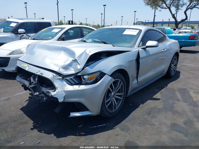 Ford 2015 2015 1FA6P8AM4F5372478 Image 2