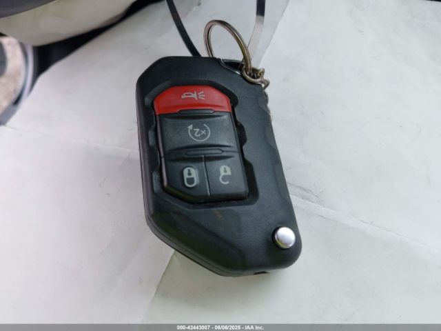 2022 JEEP WRANGLER 4XE 1C4JJXP6XNW205365 Photo 10