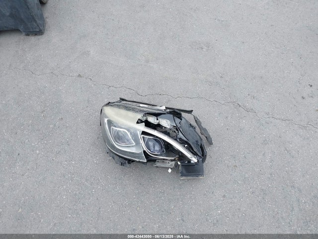 55SWF4JB6FU053780 Mercedes-Benz C-Class