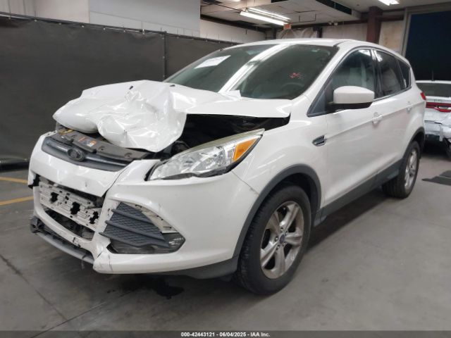 1FMCU0GX3EUD57480 Ford Escape