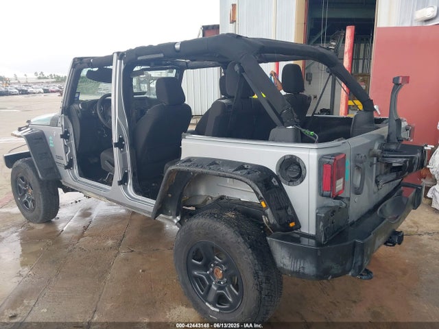 1C4BJWDG6GL125027 Jeep Wrangler