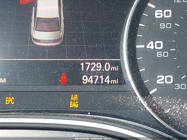 Audi 2018 2018 WAUC8AFCXJN024062 Image 15