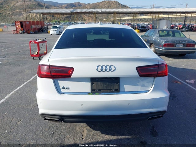 Audi 2018 2018 WAUC8AFCXJN024062 Image 16