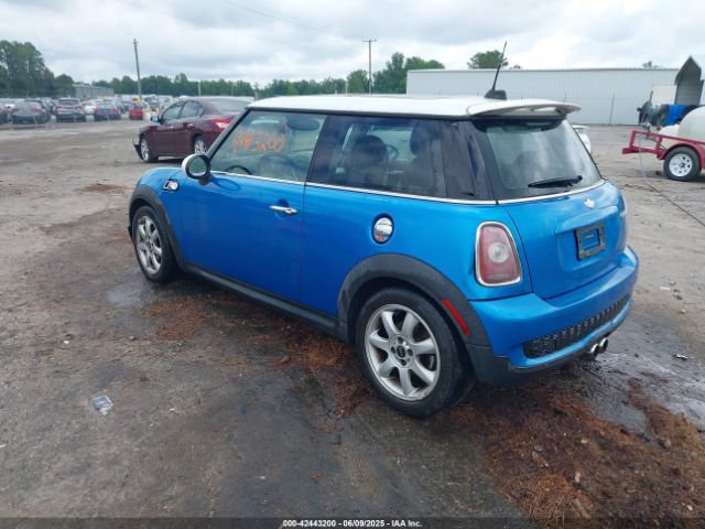 2010 MINI COOPER S WMWMF7C55ATW88946 Photo 2