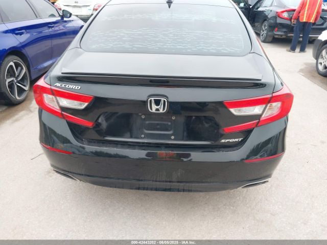 1HGCV1F3XJA092009 Honda Accord Sport