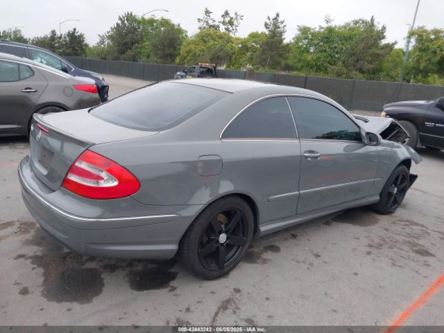 2005 MERCEDES-BENZ CLK 500 WDBTJ75J85F145858 Photo 3