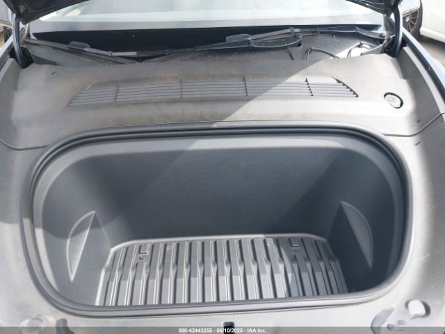 7SAYGDEE2PA042496 Tesla Model Y