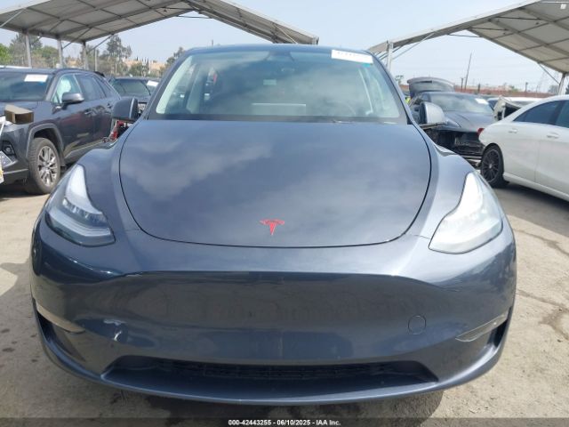 7SAYGDEE2PA042496 Tesla Model Y