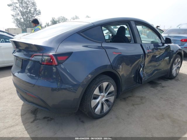 7SAYGDEE2PA042496 Tesla Model Y