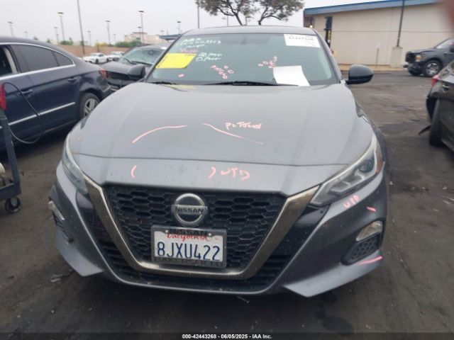 1N4BL4CV4KN325955 Nissan 2019