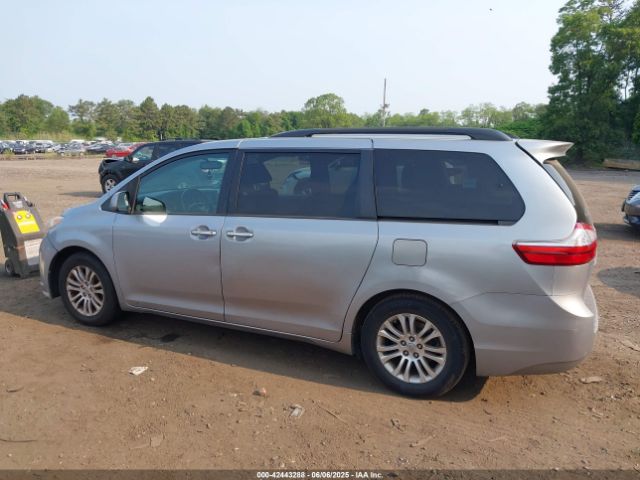 5TDYK3DC2FS582546 Toyota Sienna Xle 8 Passenger