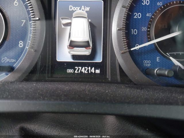 5TDYK3DC2FS582546 Toyota Sienna Xle 8 Passenger
