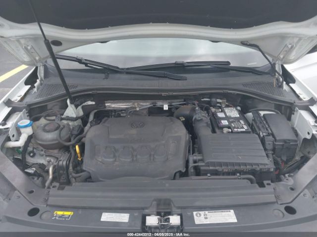 2019 VOLKSWAGEN TIGUAN 3VV3B7AX2KM098204 Photo 9