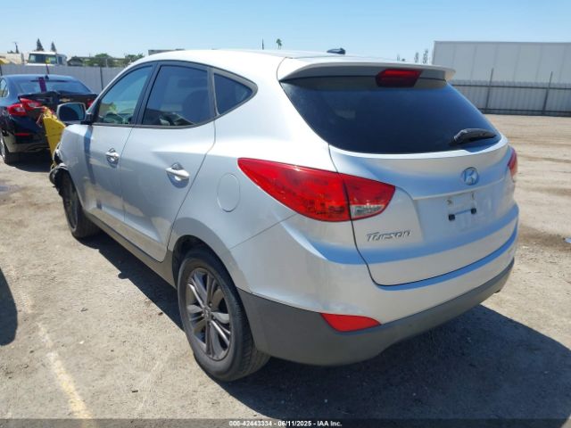 KM8JT3AF5FU008401 Hyundai TUCSON GLS