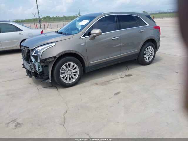 2018 CADILLAC XT5 1GYKNARS5JZ145739 Photo 1