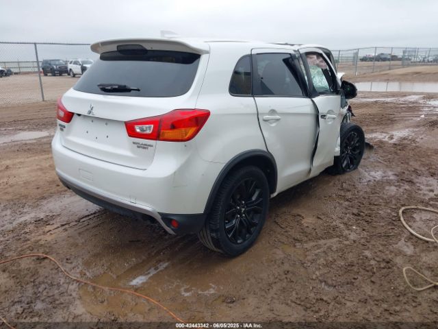 2017 MITSUBISHI OUTLANDER SPORT JA4AP3AU6HZ035470 Photo 3