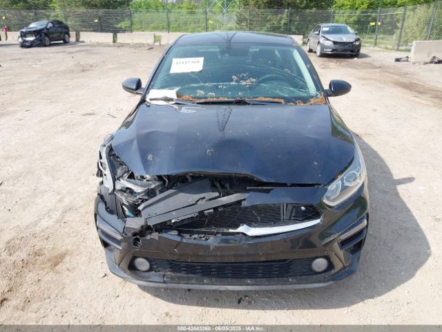 3KPF24AD9KE099585 KIA Forte Lxs