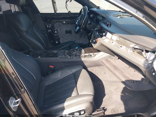 BMW 750i / b7 2017 WBA7F0C3XHGM21548 Image 5