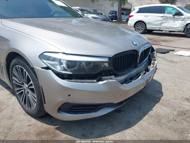 WBAJA7C38HG907224 BMW 2017