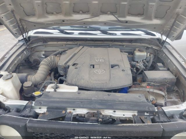 2007 TOYOTA FJ CRUISER JTEBU11F870090140 Photo 9