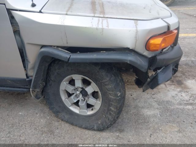 2007 TOYOTA FJ CRUISER JTEBU11F870090140 Photo 5
