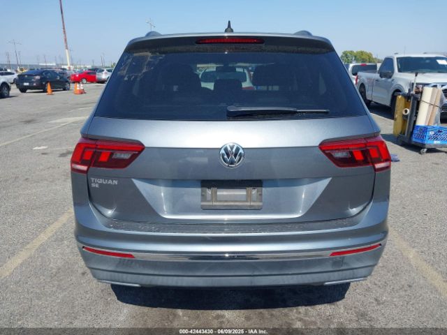 3VV3B7AX8LM021631 Volkswagen Tiguan 2.0t Se/2.0t Se R-line Black/2.0t Sel
