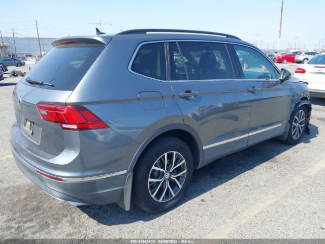 3VV3B7AX8LM021631 Volkswagen Tiguan 2.0t Se/2.0t Se R-line Black/2.0t Sel