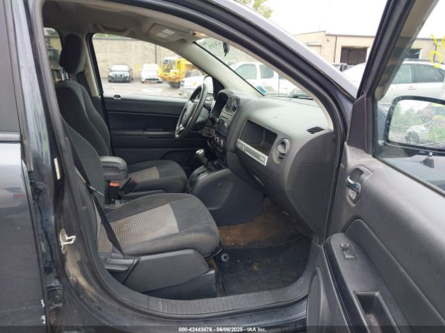 1C4NJDBB6ED880047 Jeep Compass Sport