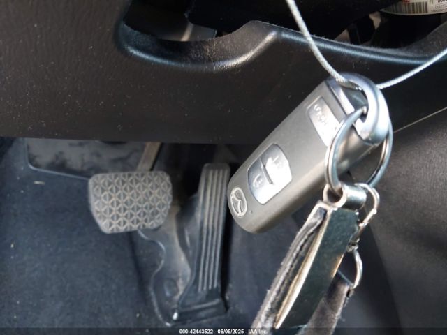 2017 MAZDA MAZDA3 JM1BN1K72H1100780 Photo 10