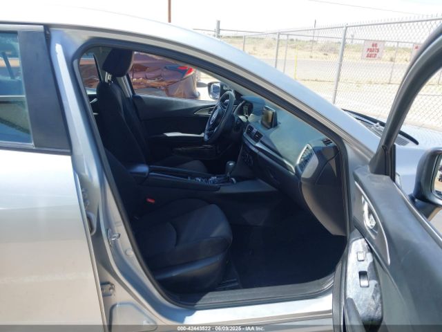 2017 MAZDA MAZDA3 JM1BN1K72H1100780 Photo 4