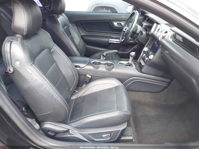 Ford 2.3l 4v premium fuel 2018 1FA6P8TH9J5146803 Image 5