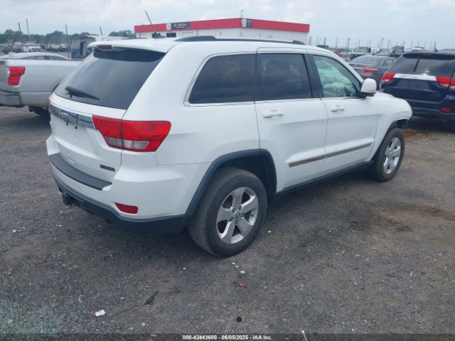 2013 JEEP GRAND CHEROKEE 1C4RJEAG3DC588574 Photo 3