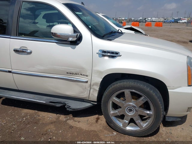 2010 CADILLAC ESCALADE 1GYUKBEF6AR250225 Photo 5