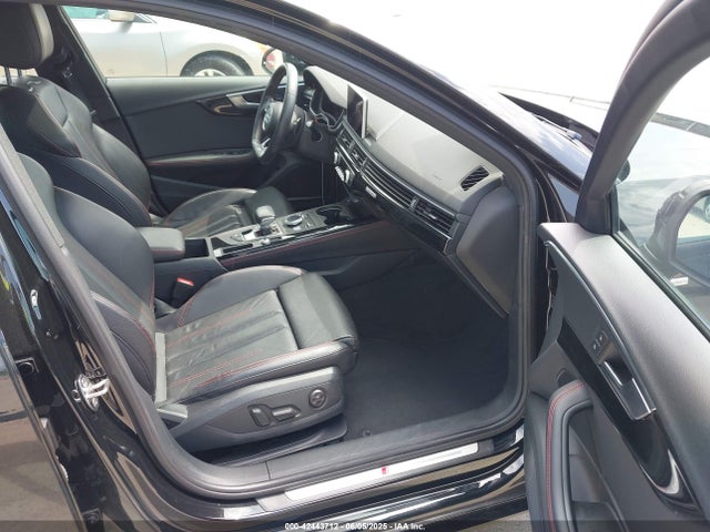 WAUENAF48JA224312 Audi A4