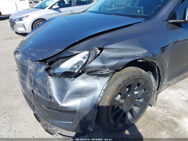 2023 TESLA MODEL Y 7SAYGDEE5PF588017 Photo 5