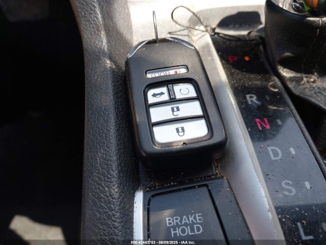 2HGFC3B35GH352704 Honda l15b7