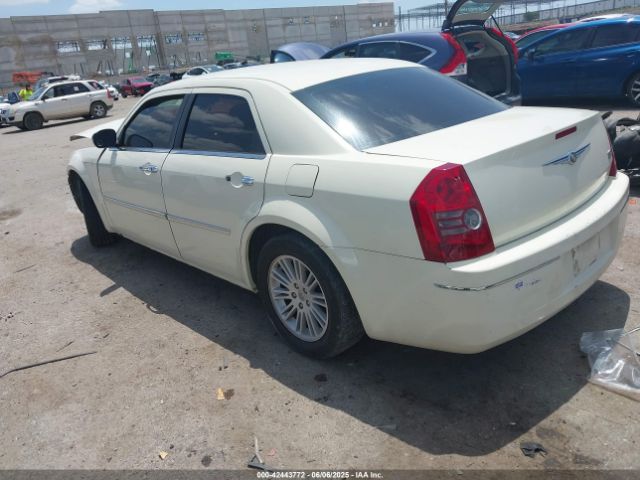 2010 CHRYSLER 300 2C3CA4CD4AH213499 Photo 2