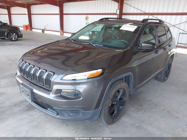1C4PJMAS6GW327125 Jeep Cherokee Altitude