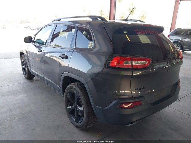 1C4PJMAS6GW327125 Jeep Cherokee Altitude