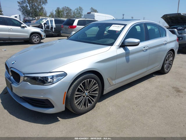 WBAJA5C50KBX86831 BMW 2019