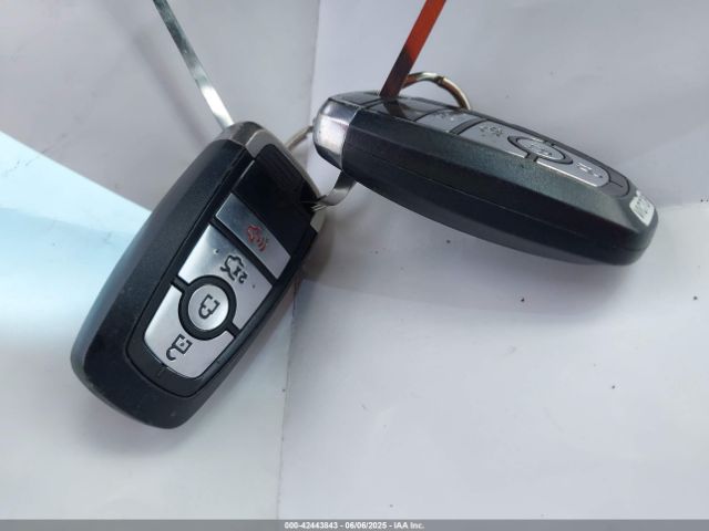 2FMPK3K95JBB19681 Ford Edge Titanium