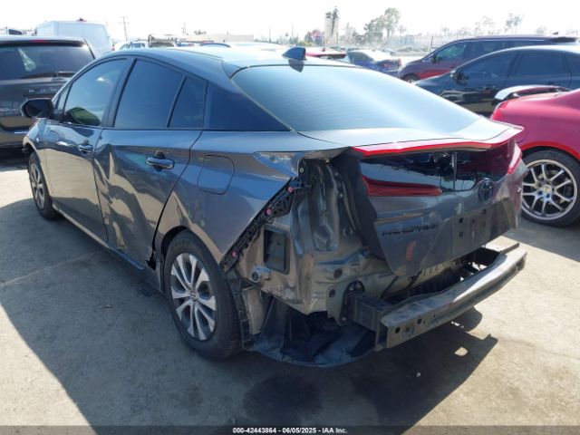 2021 TOYOTA PRIUS PRIME JTDKAMFPXM3190833 Photo 2